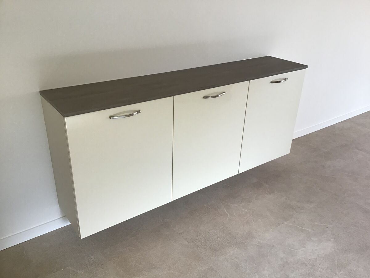 Rénovation cuisine équipée sur mesure Light Pannacotta Majestic Brillant