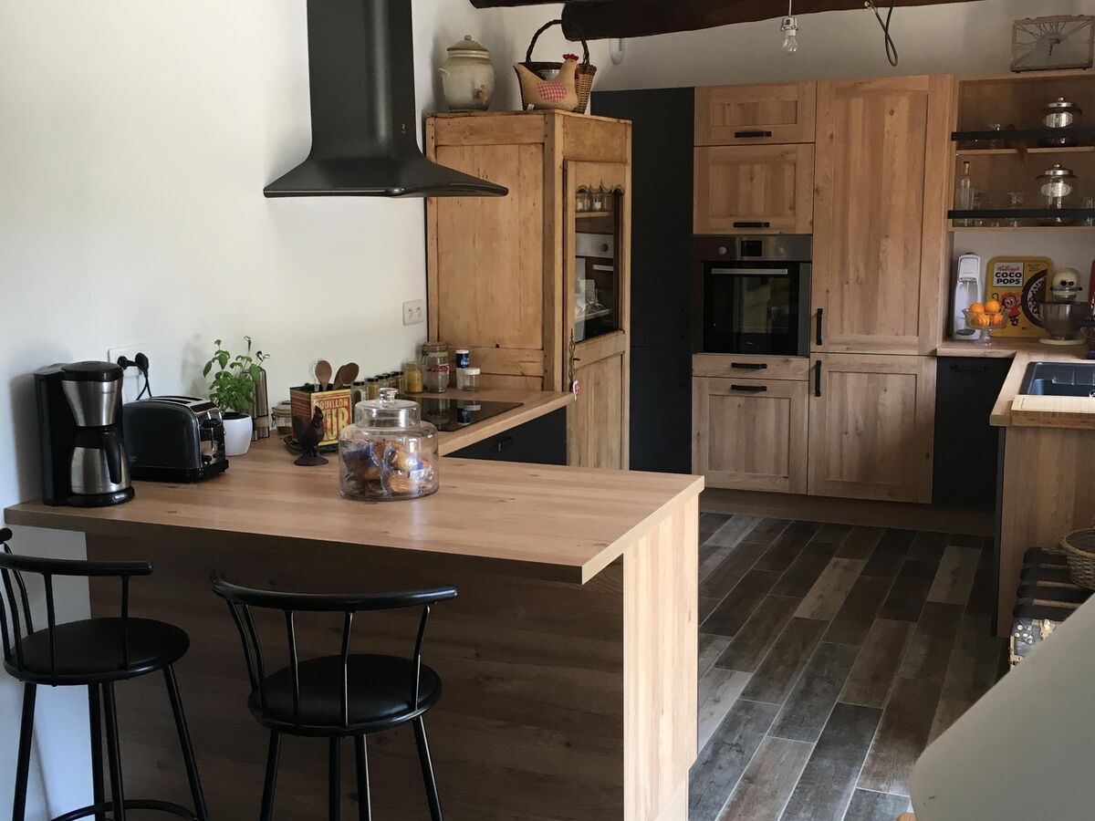 Cuisine équipée sur mesure Trend Cube Chêne Honey et Label Métal Brossé