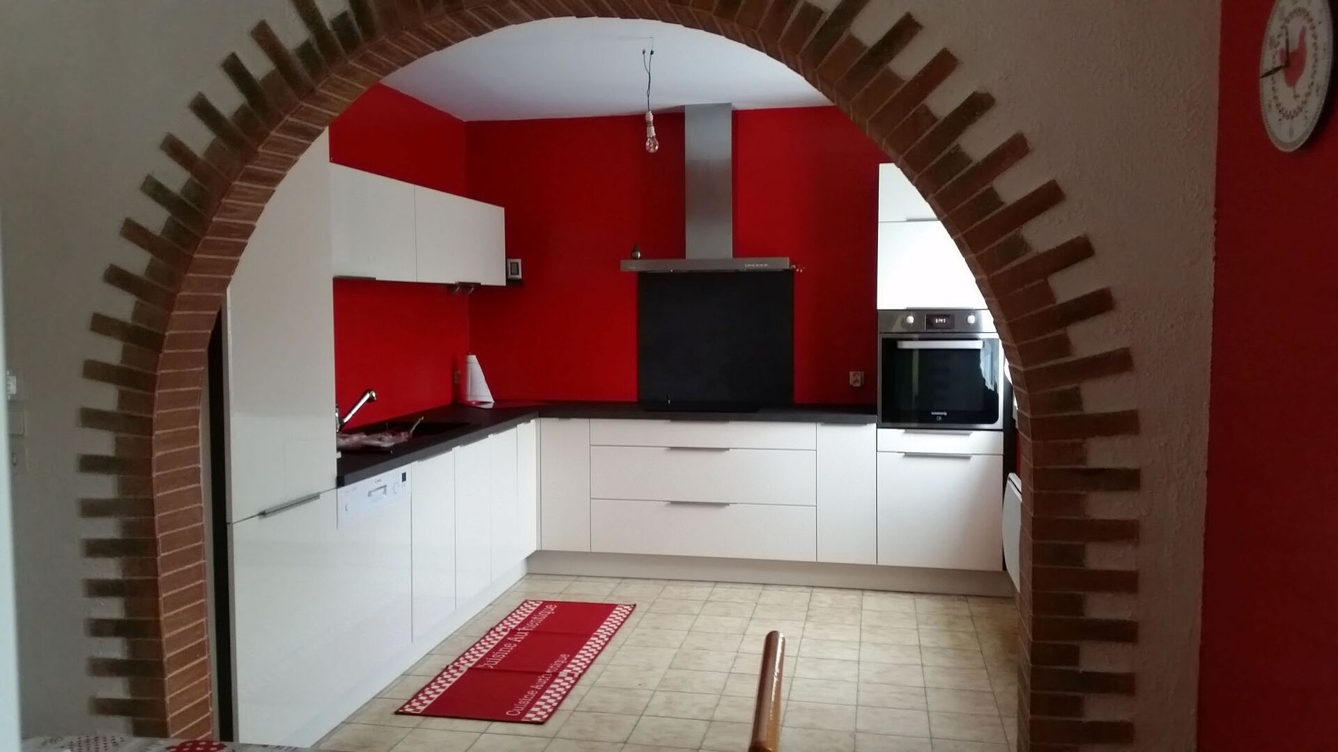 Cuisine équipée sur mesure Light + Pannacotta Majestic brillant