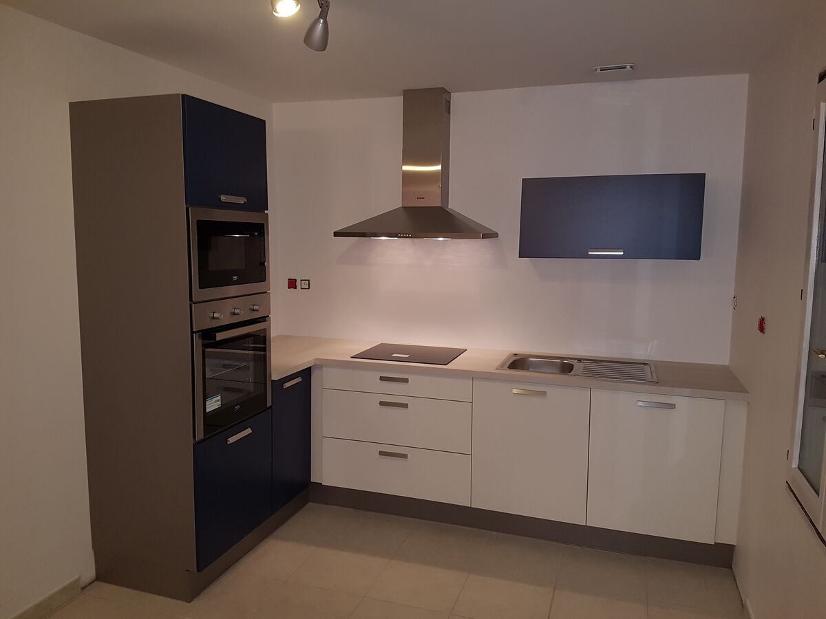 Cuisine équipée sur mesure Trend + Blanc Mat