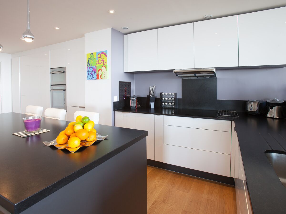 Cuisine avant-après sur mesure Pure Brillant Blanc Brillant