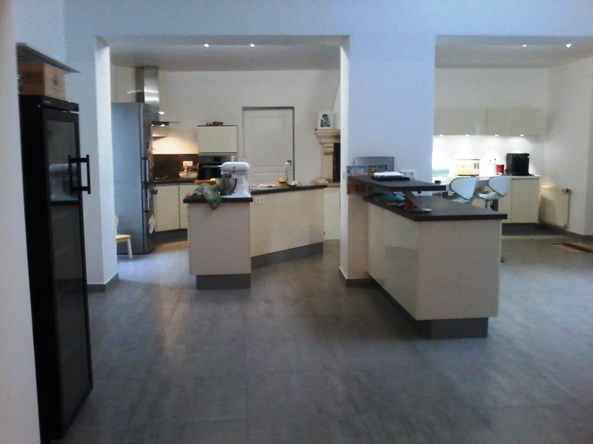 Cuisine équipée sur mesure Light + Pannacotta Majestic brillant