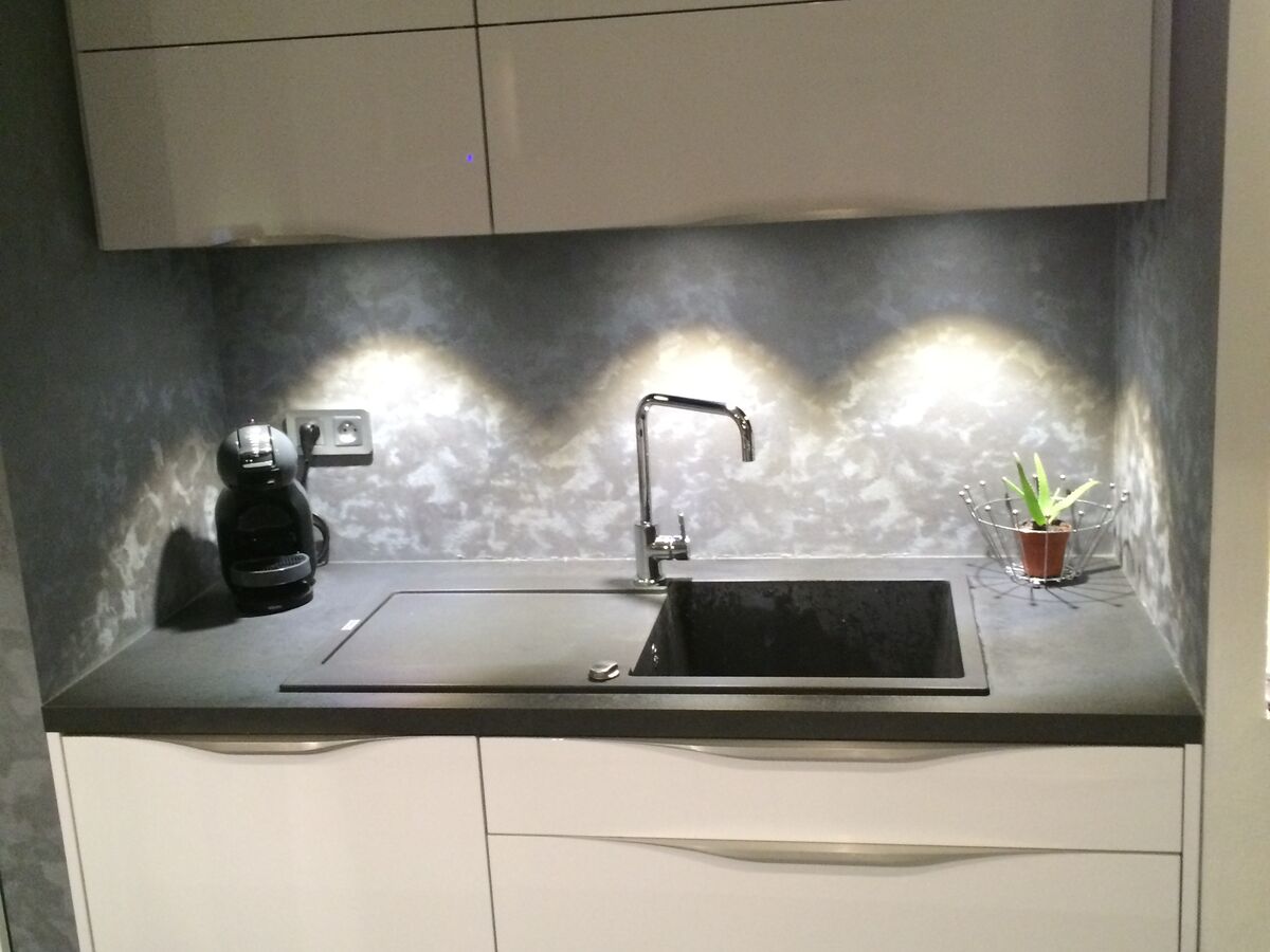 Cuisine avant-après sur mesure Light Blanc brillant