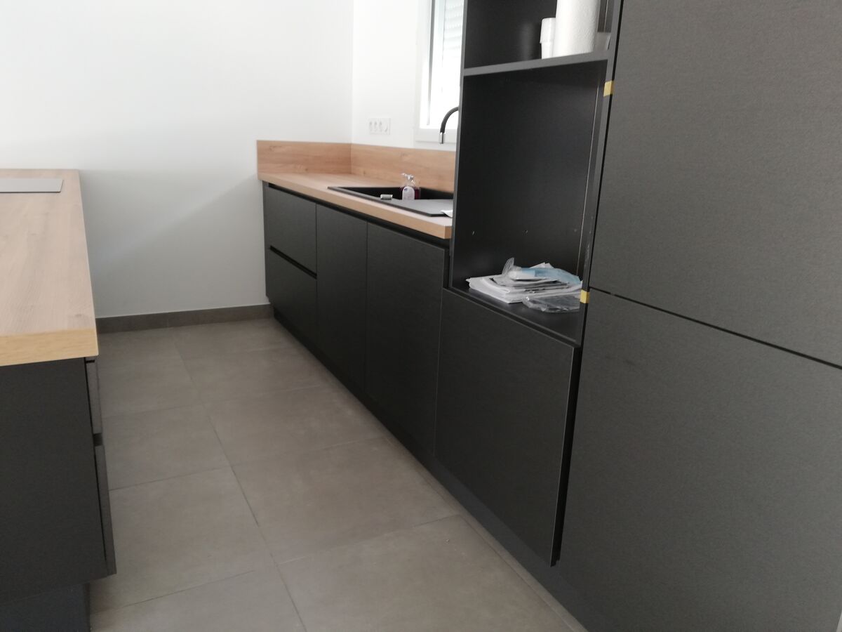 Rénovation cuisine équipée sur mesure Label Métal Brossé