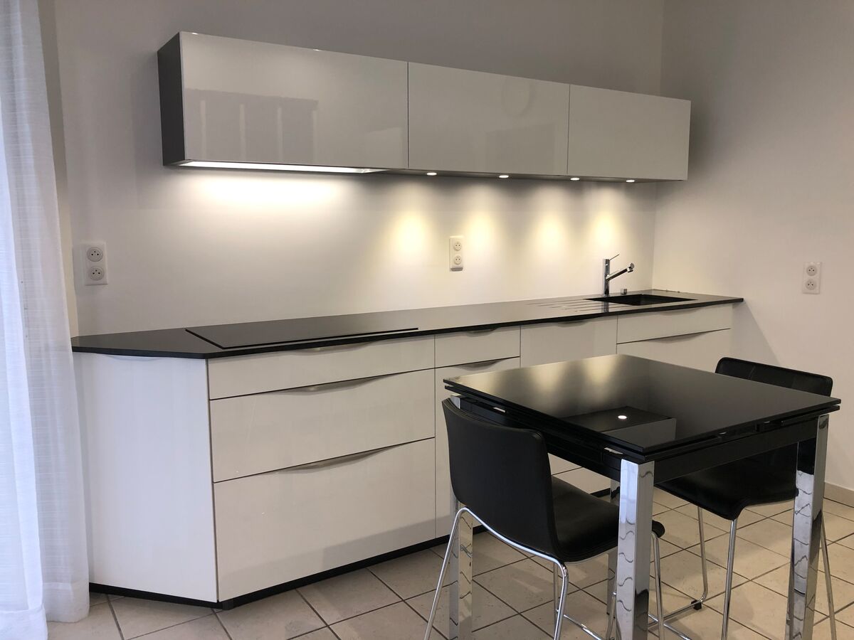 Cuisine équipée sur mesure Light Blanc Brillant