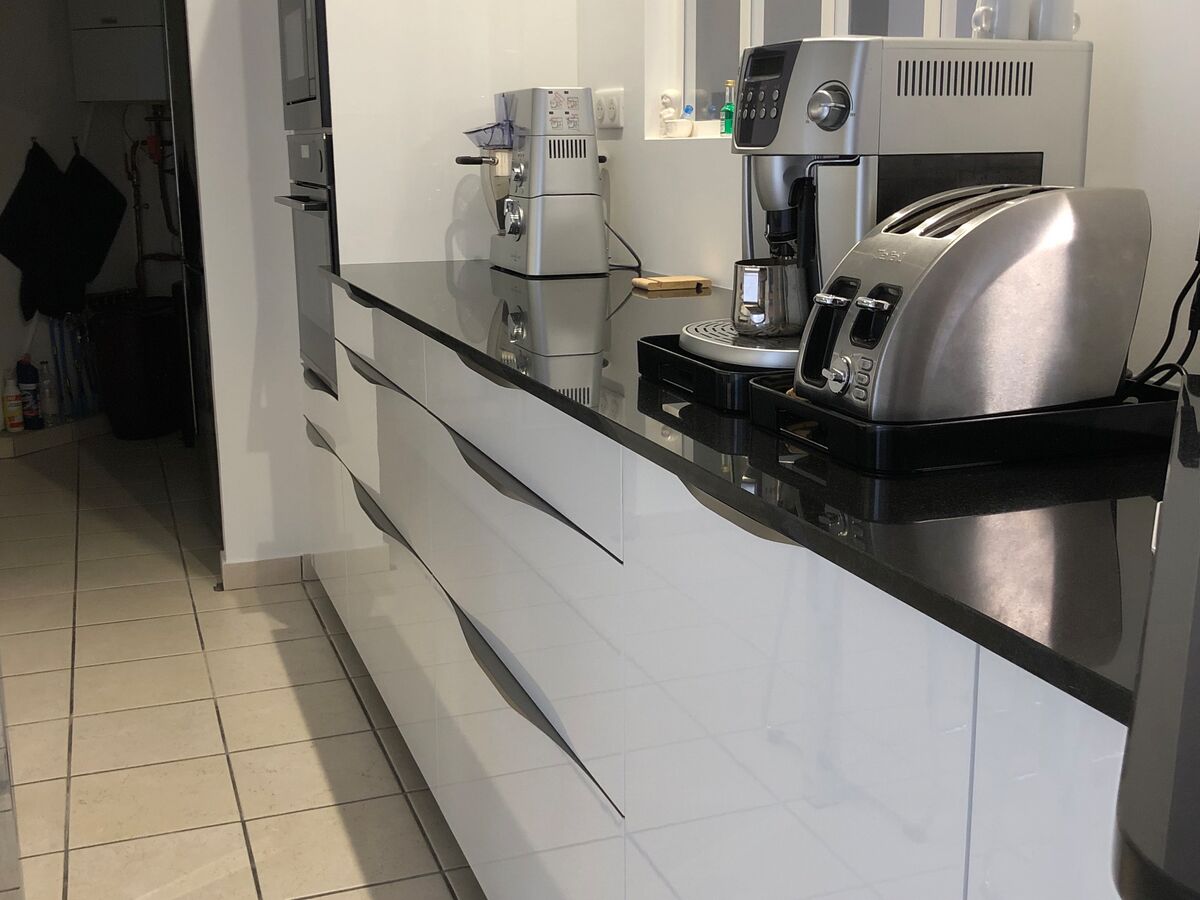 Cuisine avant-après sur mesure Light Blanc Brillant