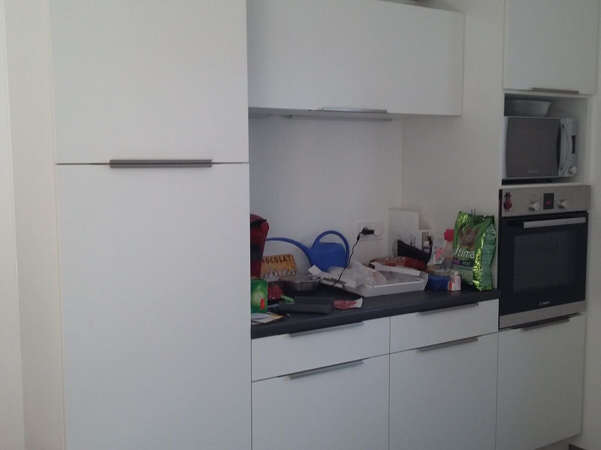 Cuisine avant-après sur mesure Trend + Blanc Mat