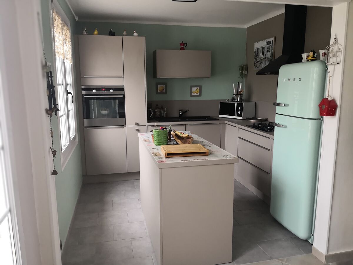 Cuisine sur mesure TREND + Taupe mat de Serge G. Réalisation Cuisinella