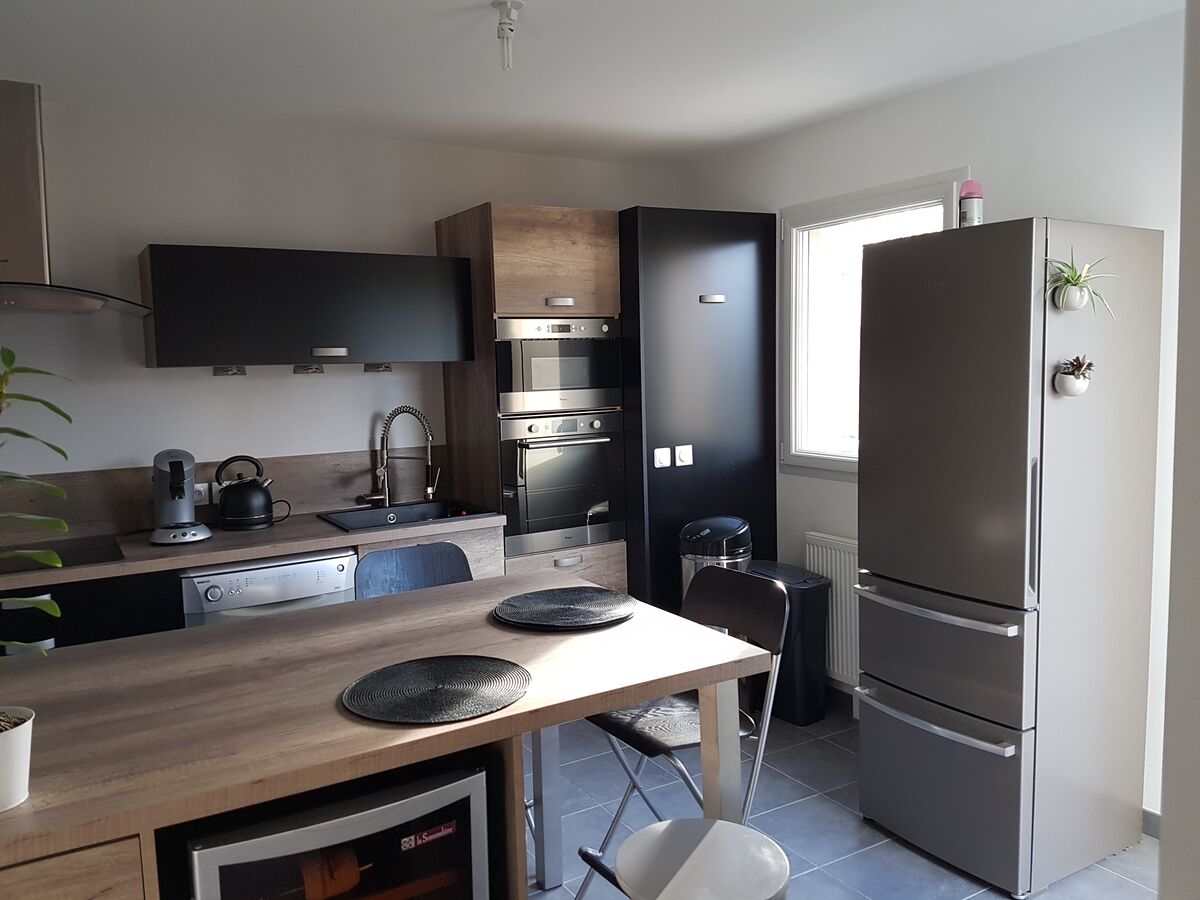 Cuisine équipée sur mesure Trend + Ombre soft et Trend + Winoka