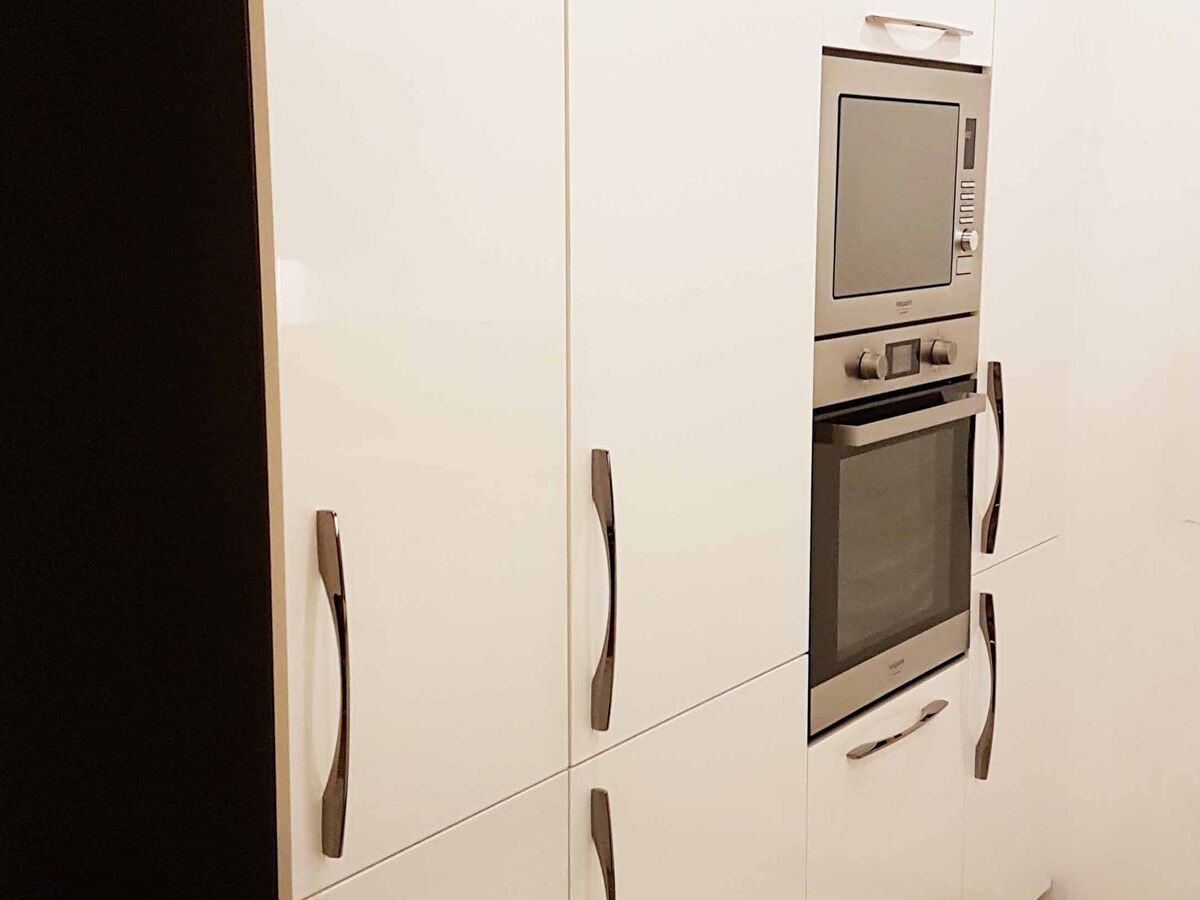 Cuisine avant-après sur mesure Light Blanc brillant