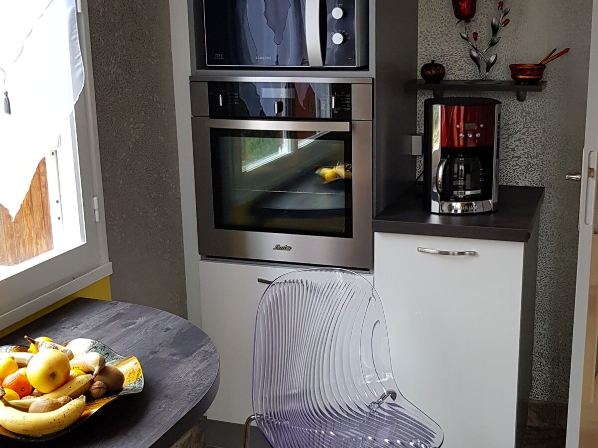 Cuisine avant-après sur mesure Light Blanc Brillant et Trend Woody Dark