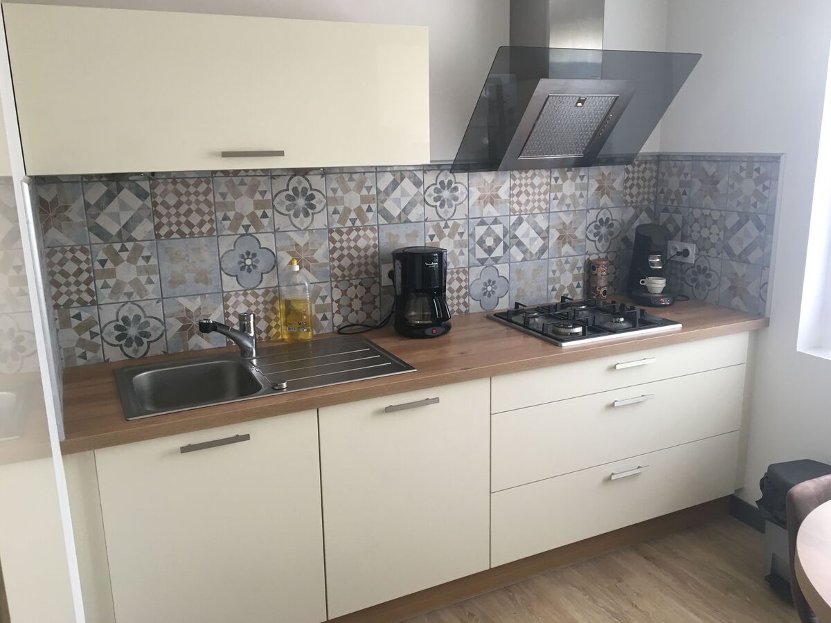 Cuisine équipée sur mesure Light Pannacotta Majestic Brillant