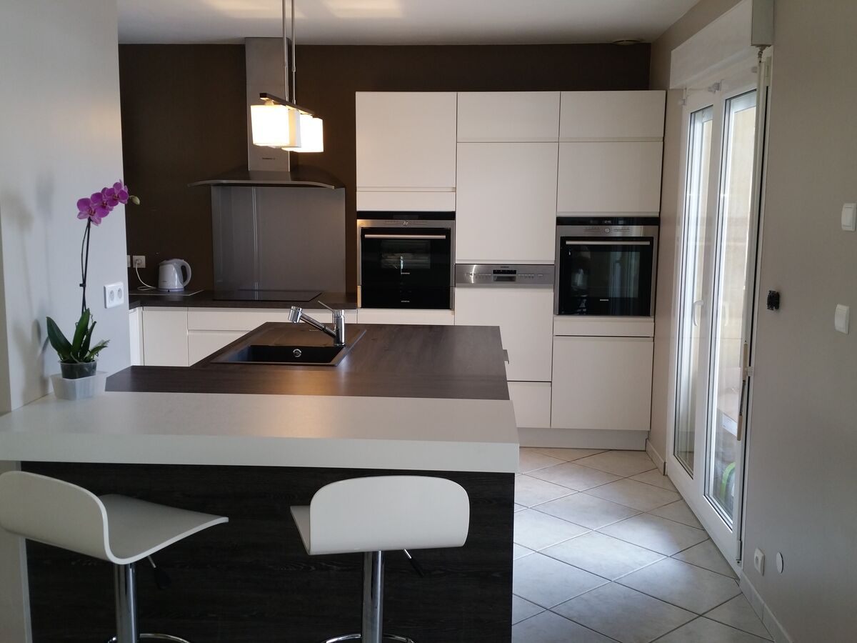 Cuisine équipée sur mesure Light Blanc brillant