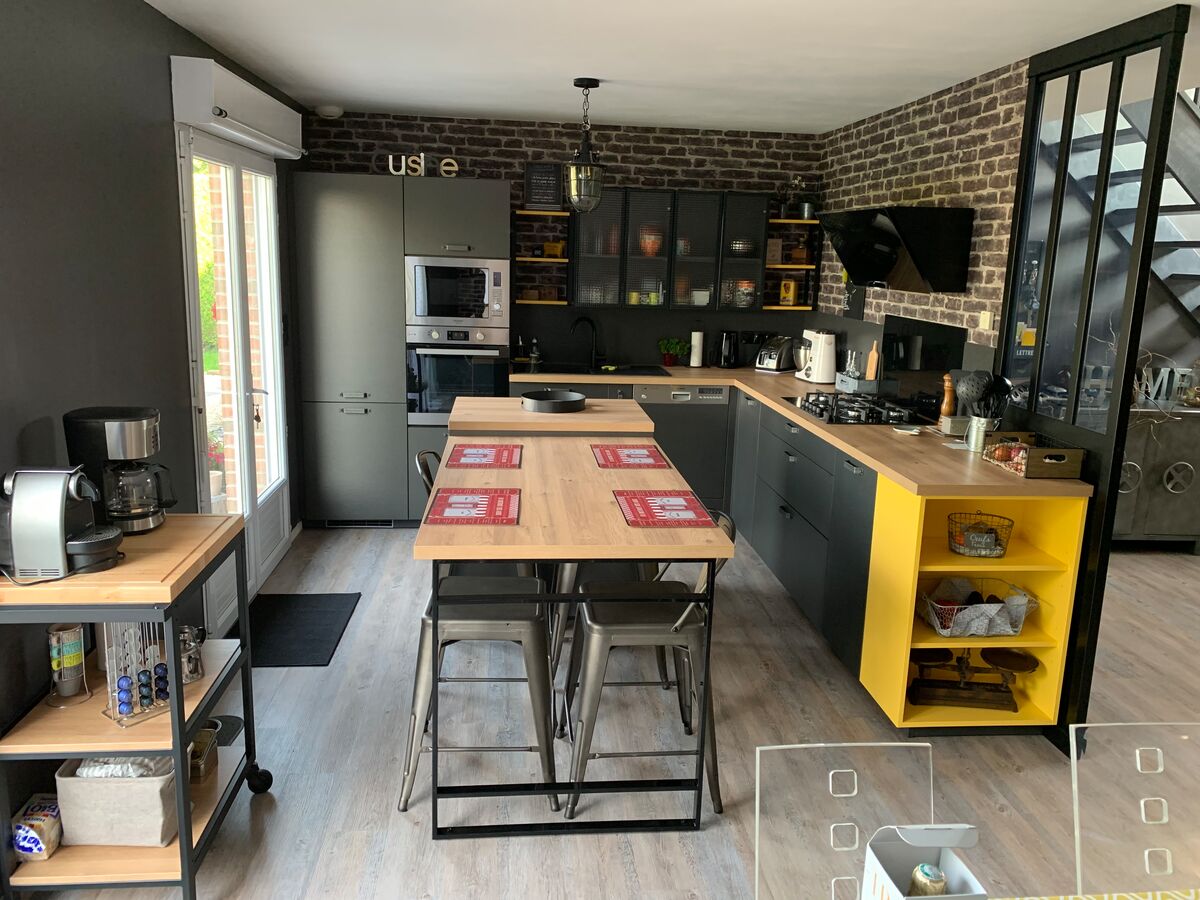Rénovation cuisine équipée sur mesure Label Métal Brossé