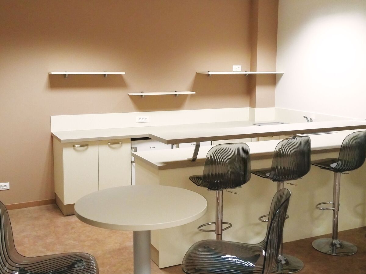 Cuisine avant-après sur mesure Trend Pannacotta mat