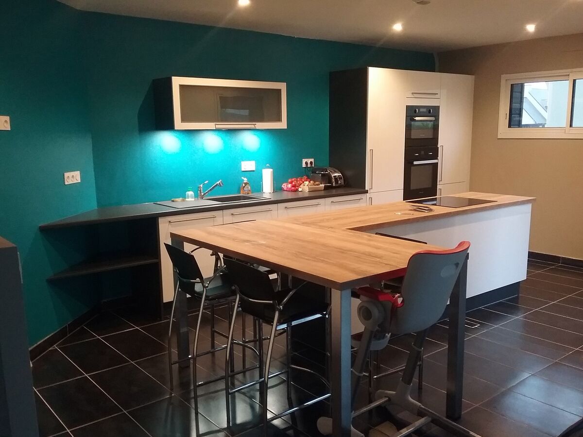 Cuisine équipée sur mesure Light Blanc Brillant