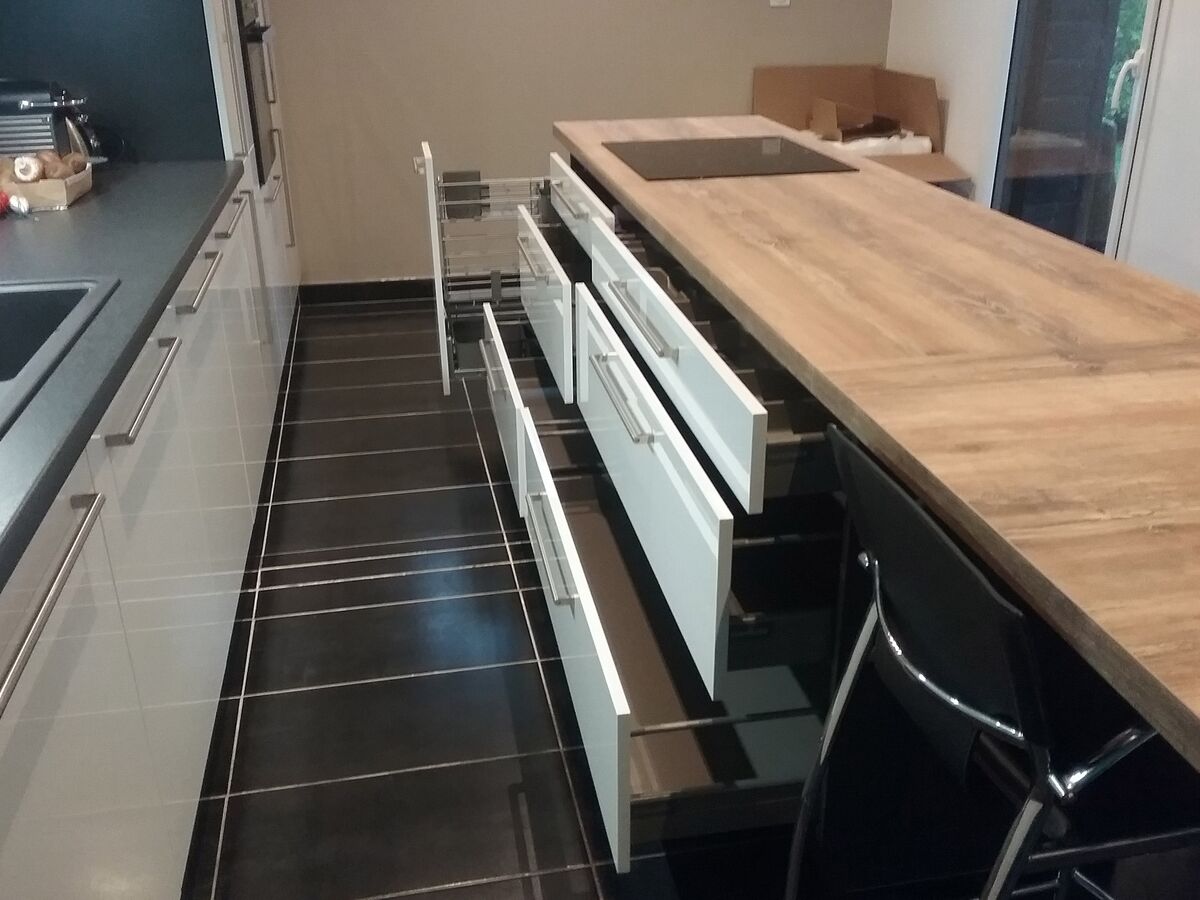 Cuisine avant-après sur mesure Light Blanc Brillant