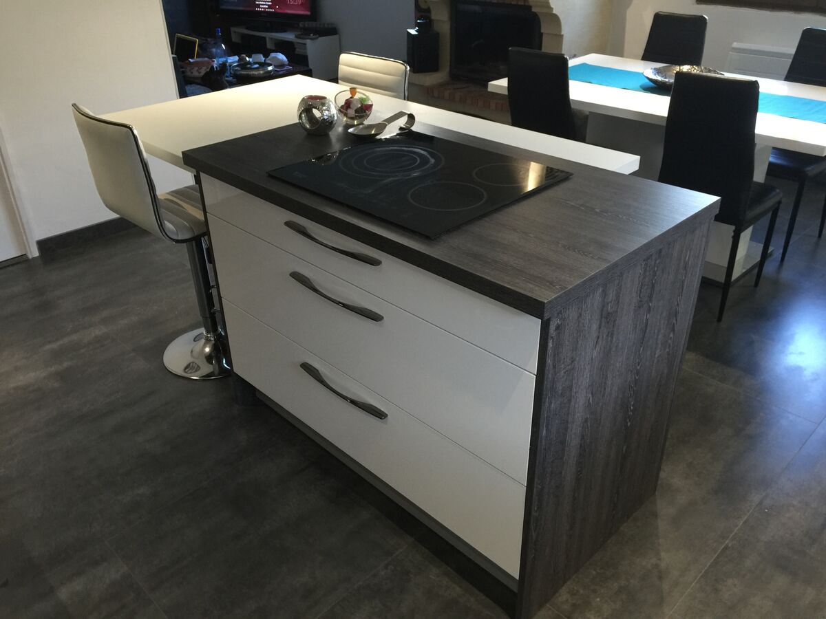 Cuisine avant-après sur mesure Light Blanc brillant