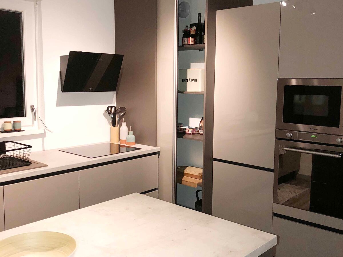 Rénovation cuisine sur mesure Light + Grège Majestic Brillant