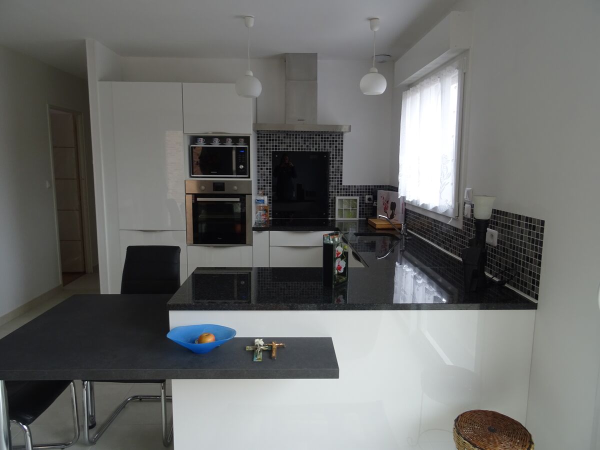 Rénovation cuisine équipée sur mesure Light Blanc Brillant