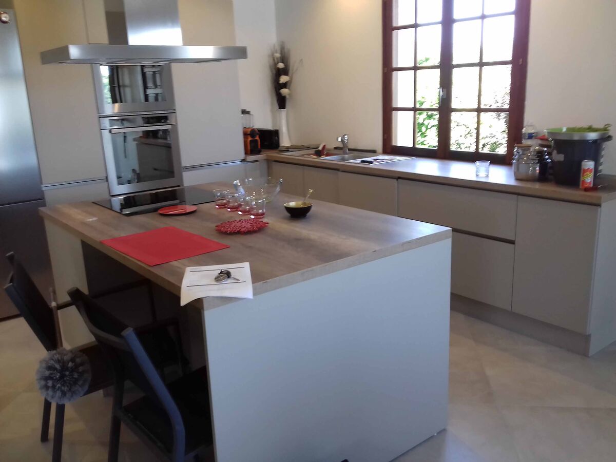 Cuisine avant-après sur mesure Trend Pannacotta mat