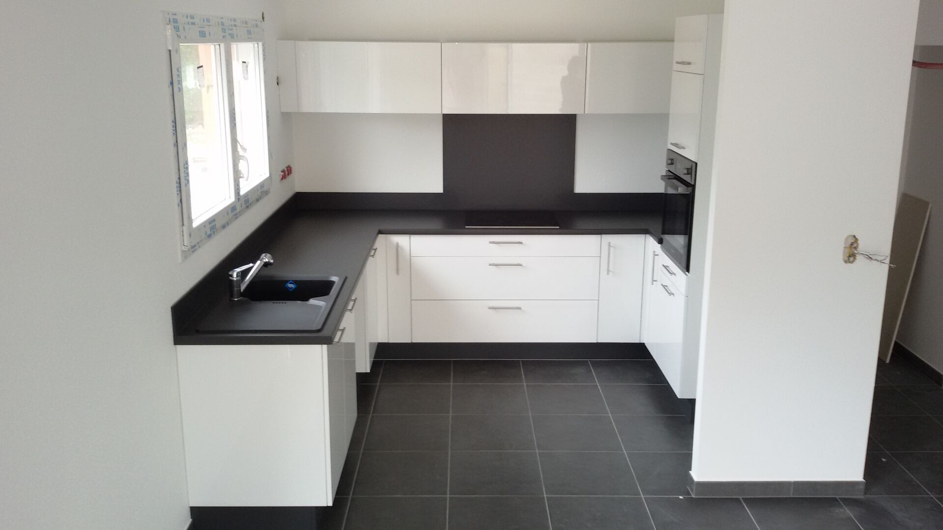 Cuisine équipée sur mesure Light Blanc brillant