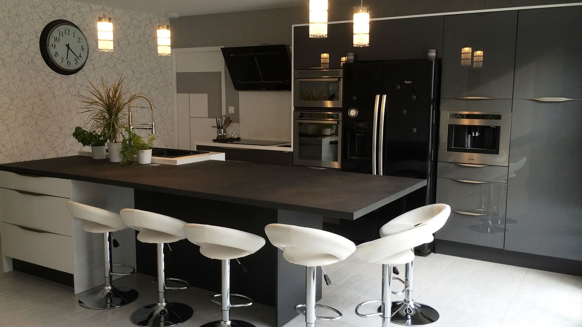 Cuisine équipée sur mesure Light Blanc brillant