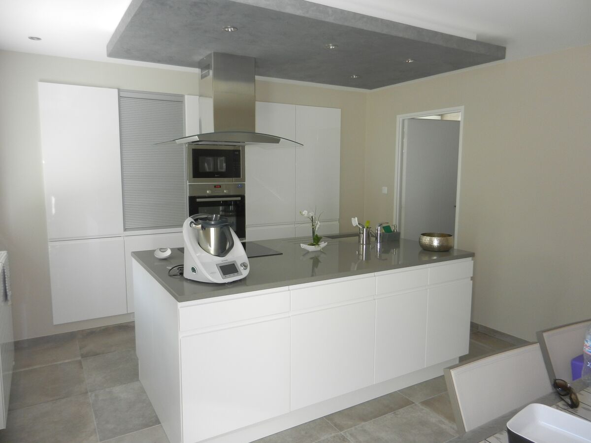 Cuisine équipée sur mesure Pure Brillant Blanc Brillant