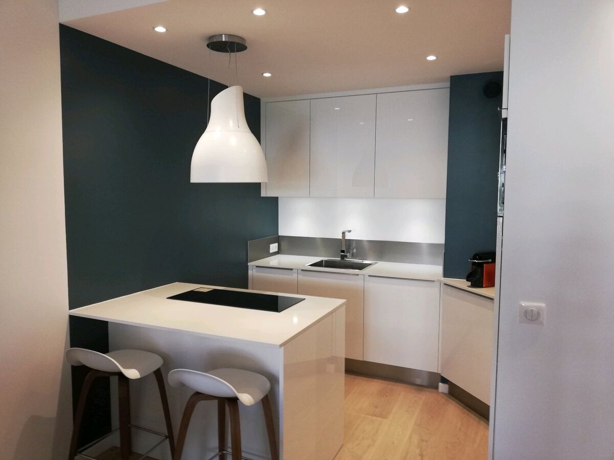 Cuisine équipée sur mesure Light Blanc Brillant