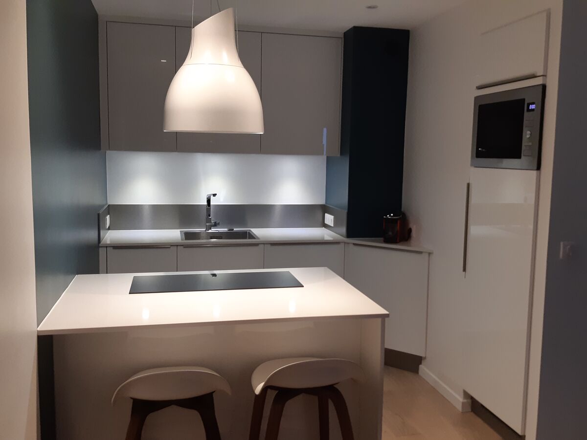 Rénovation cuisine équipée sur mesure Light Blanc Brillant