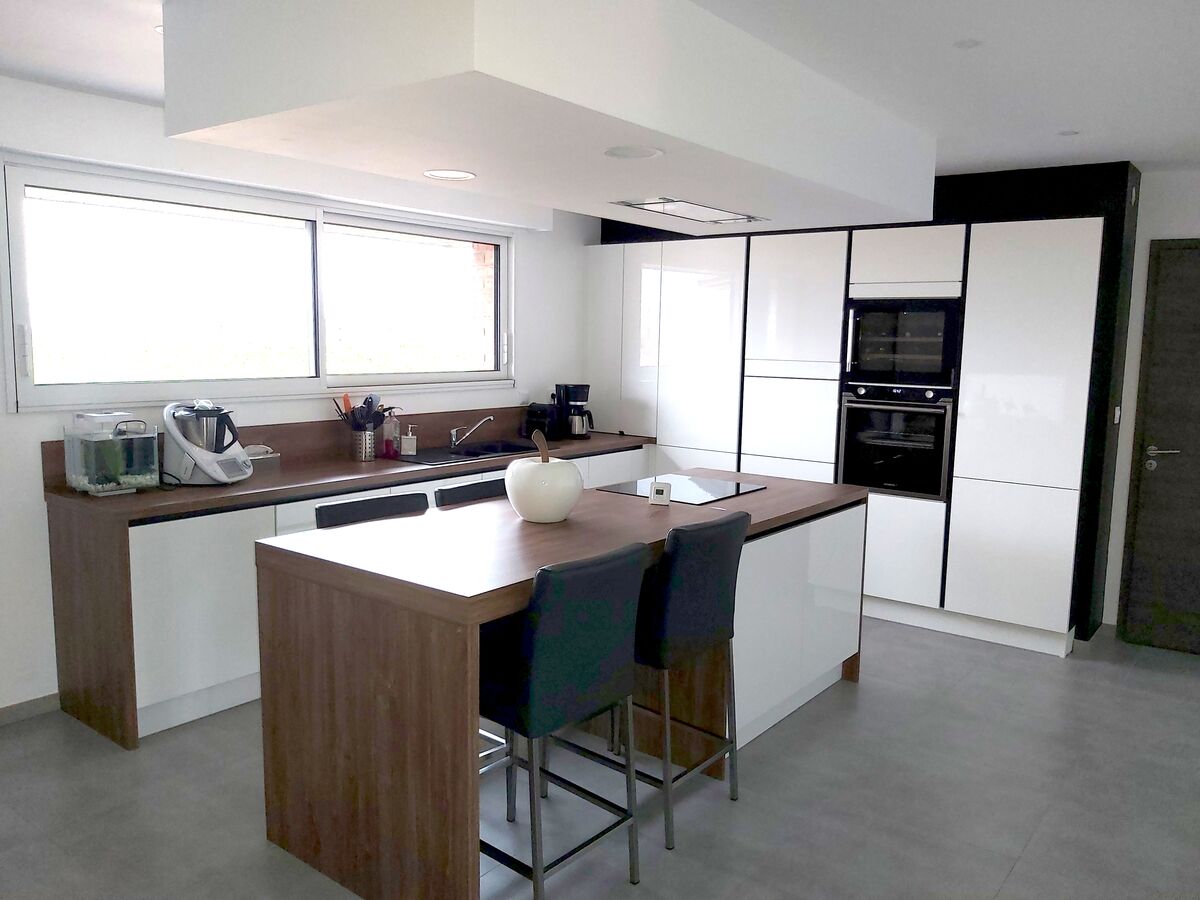 Cuisine avant-après sur mesure LIGHT Blanc Brillant