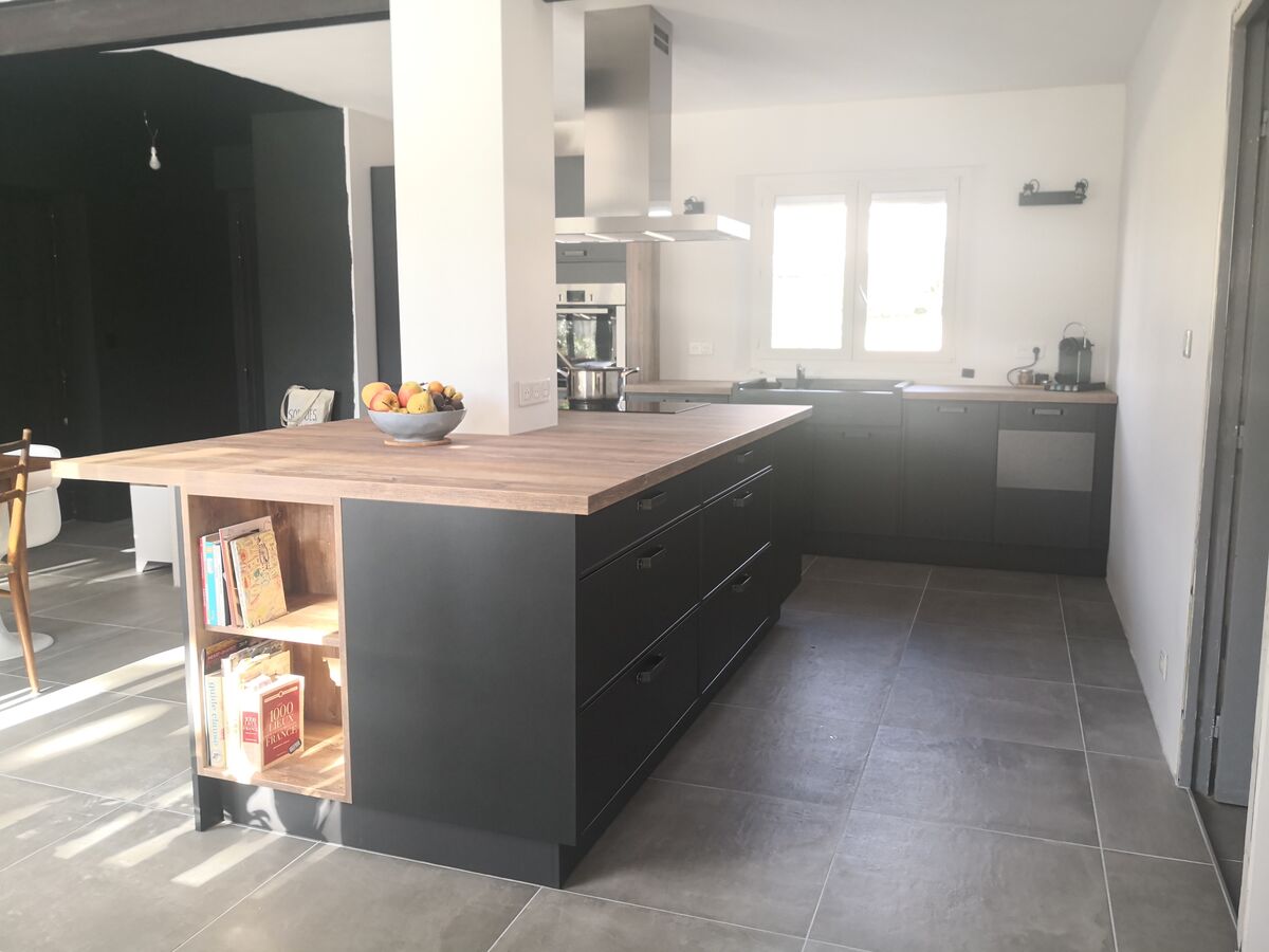 Rénovation cuisine équipée sur mesure Square Laqué Métal