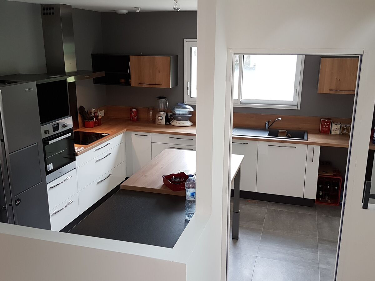 Cuisine équipée sur mesure Light Blanc brillant