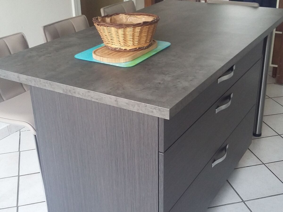 Cuisine avant-après sur mesure Trend Pannacotta mat