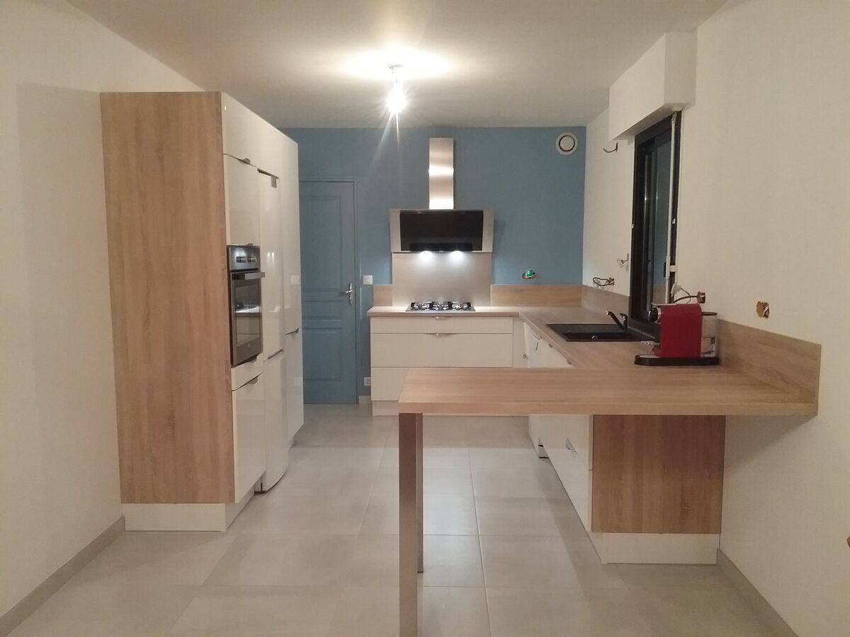 Cuisine équipée sur mesure Light Blanc Brillant