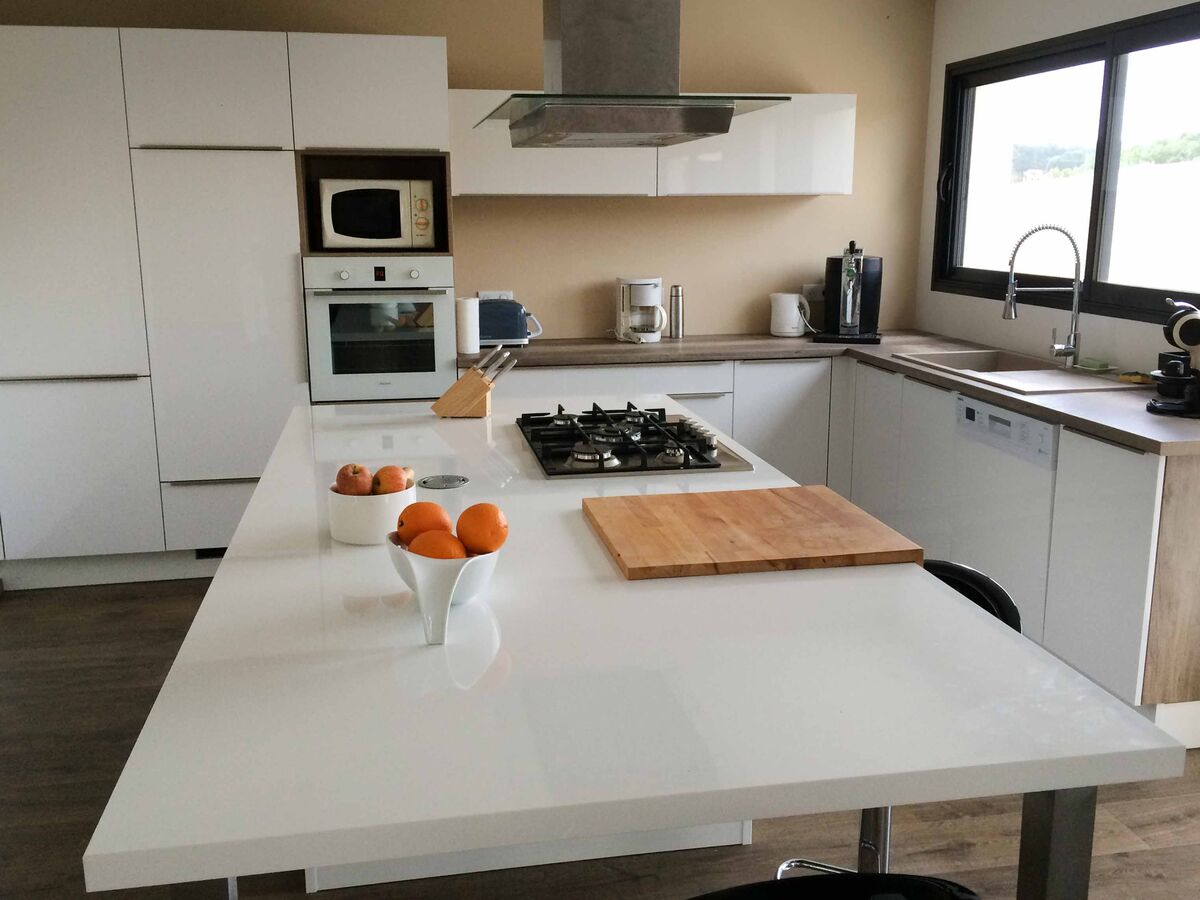 Cuisine avant-après sur mesure Light Blanc brillant