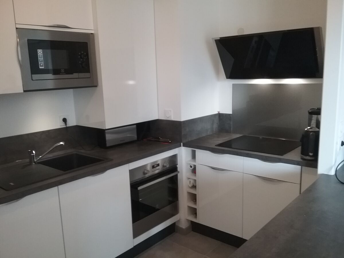 Cuisine avant-après sur mesure Light Blanc brillant