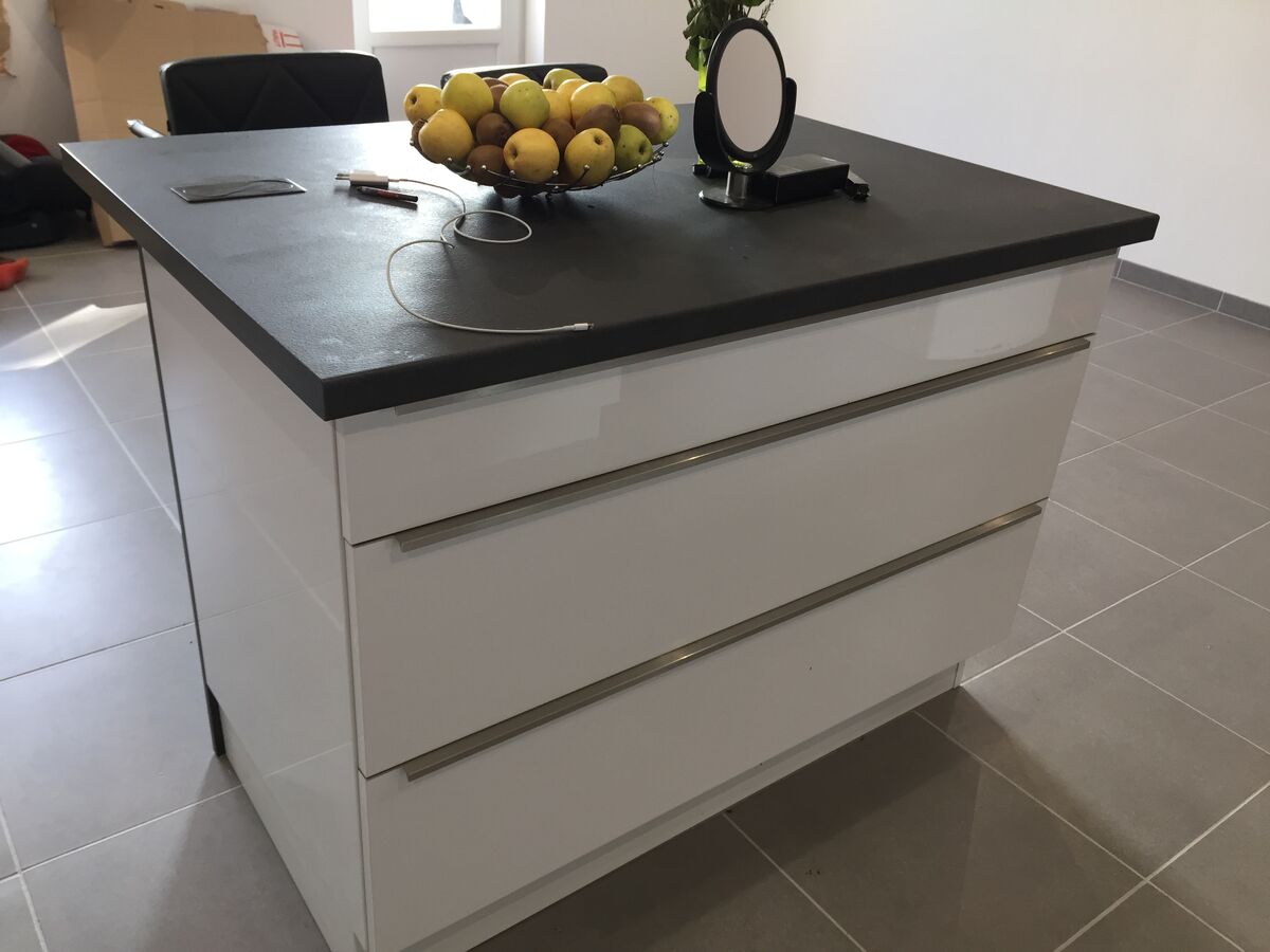 Cuisine avant-après sur mesure Light Blanc Brillant