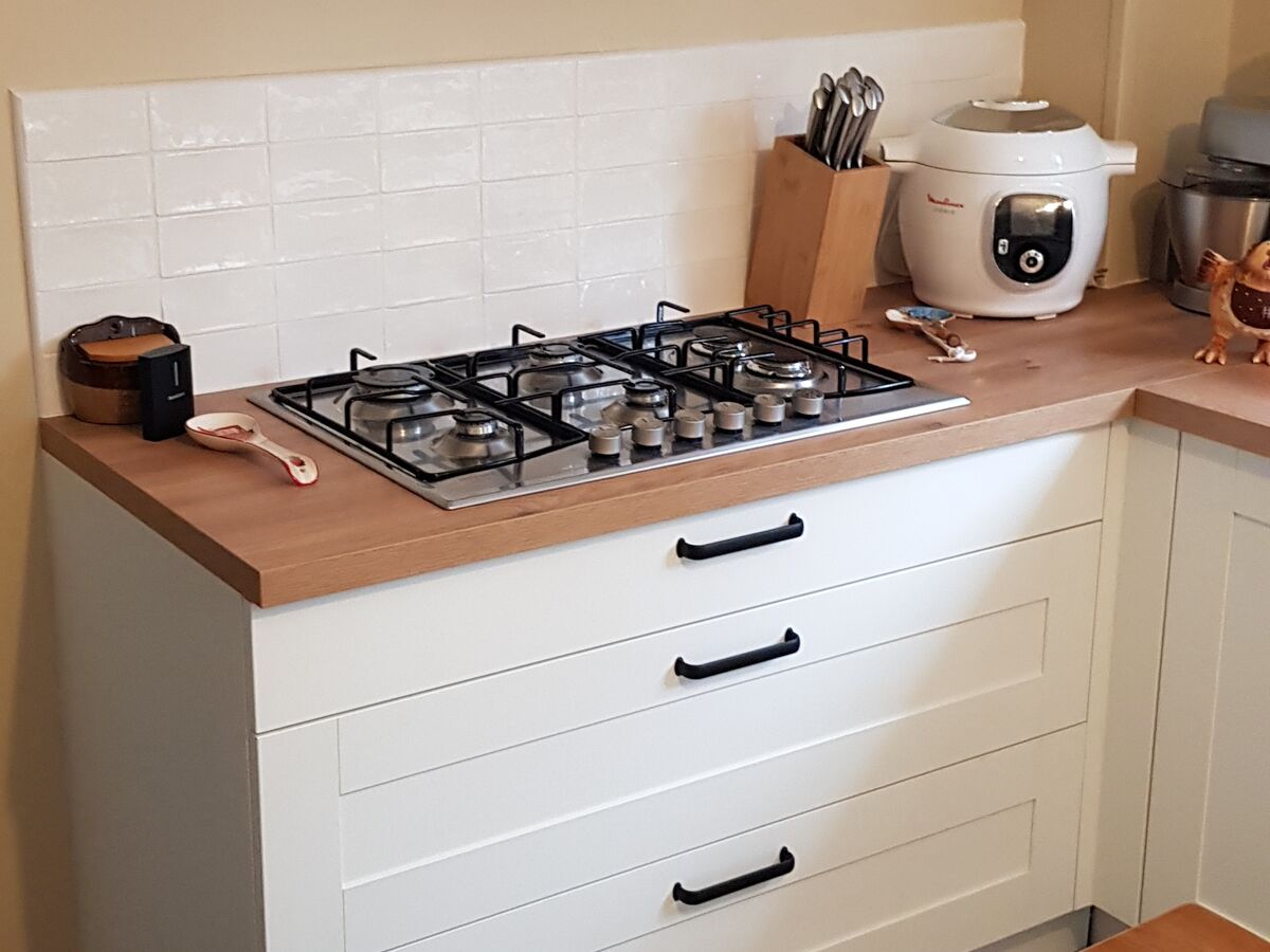 Cuisine avant-après sur mesure Trend Cube Blanc Mat