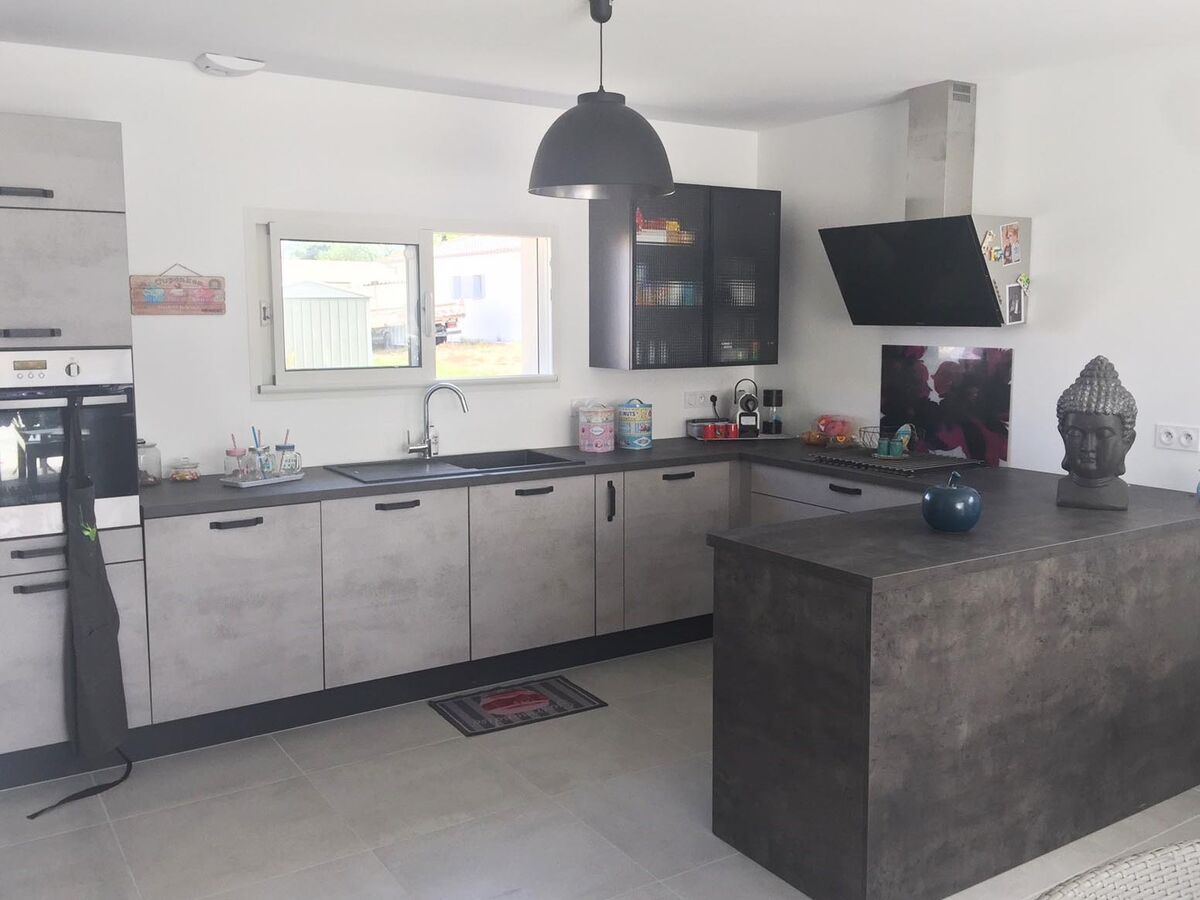 Cuisine équipée sur mesure Label Béton Foncé