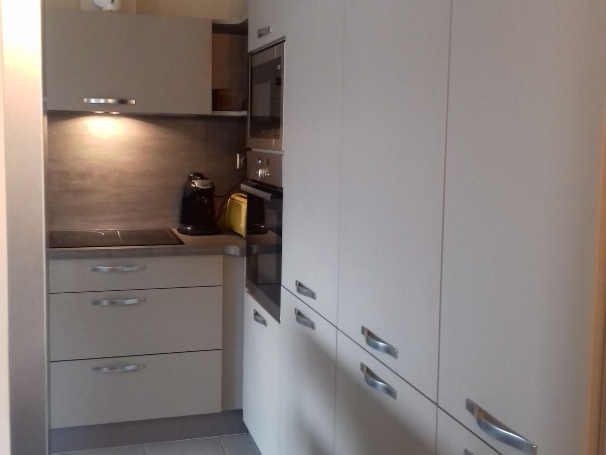 Cuisine avant-après sur mesure Trend + Taupe mat