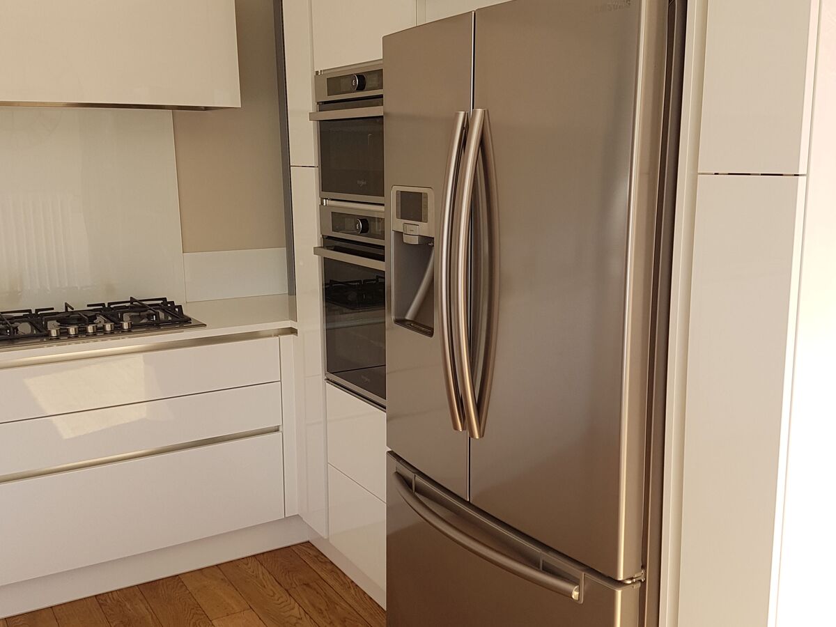 Cuisine avant-après sur mesure Light Blanc Brillant