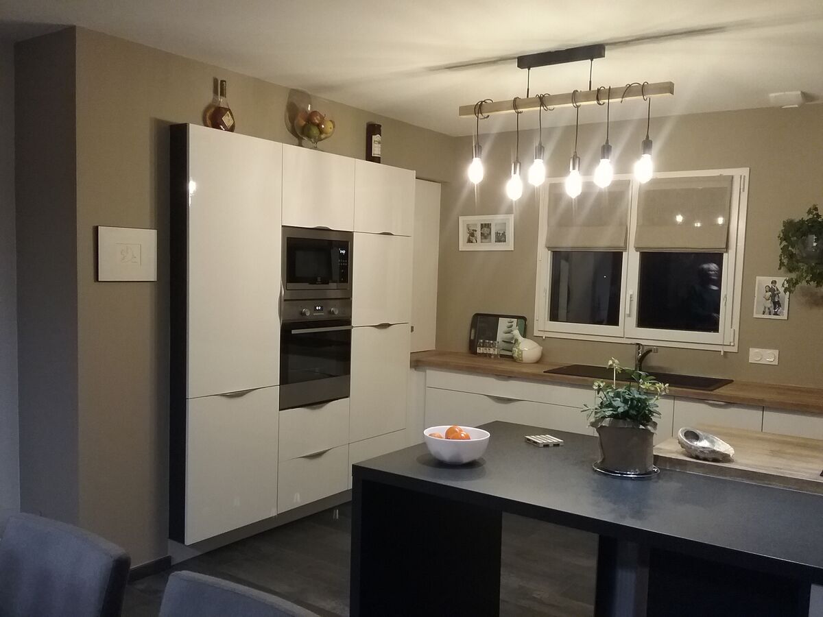 Rénovation cuisine équipée sur mesure Light Blanc Brillant