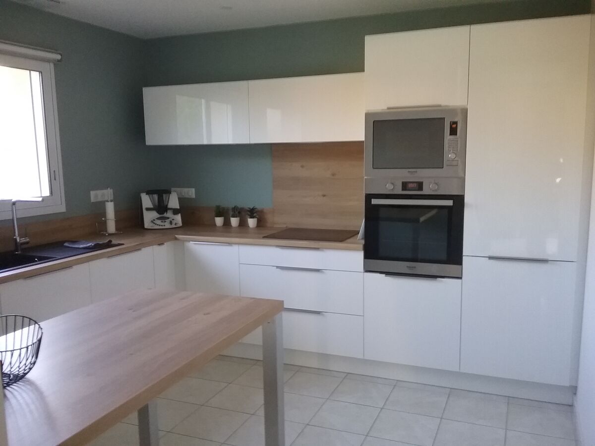 Rénovation cuisine équipée sur mesure Light Blanc Brillant