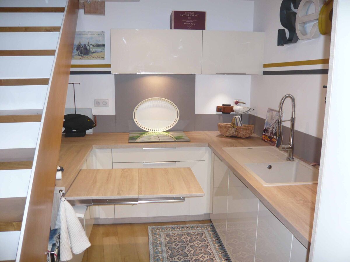 Cuisine avant-après sur mesure Light + Pannacotta Majestic brillant