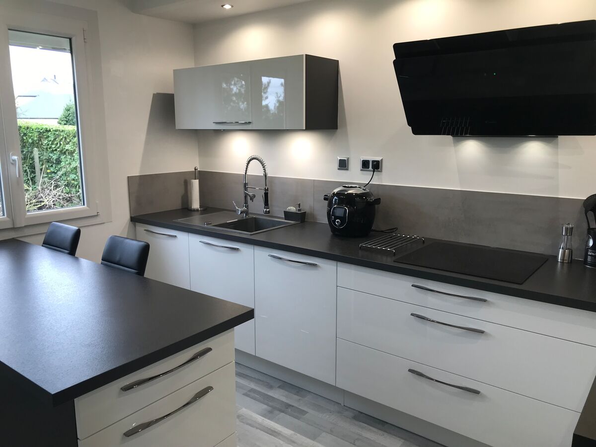 Cuisine équipée sur mesure Light Blanc Brillant