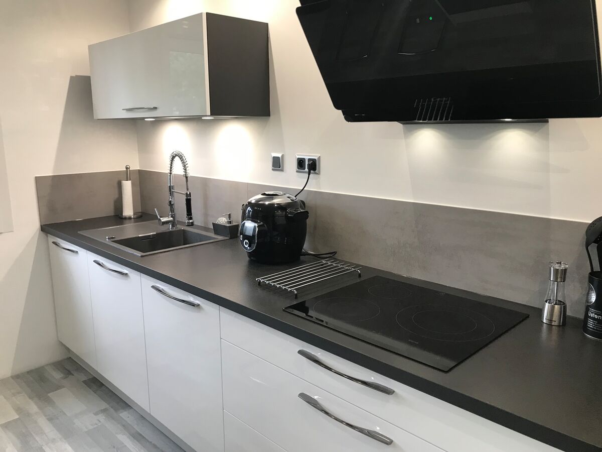 Rénovation cuisine équipée sur mesure Light Blanc Brillant