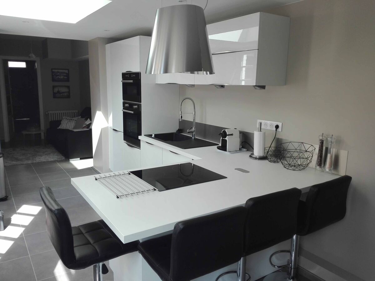 Cuisine équipée sur mesure Light Blanc brillant