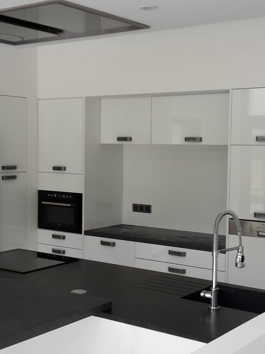 Cuisine équipée sur mesure Light Blanc brillant