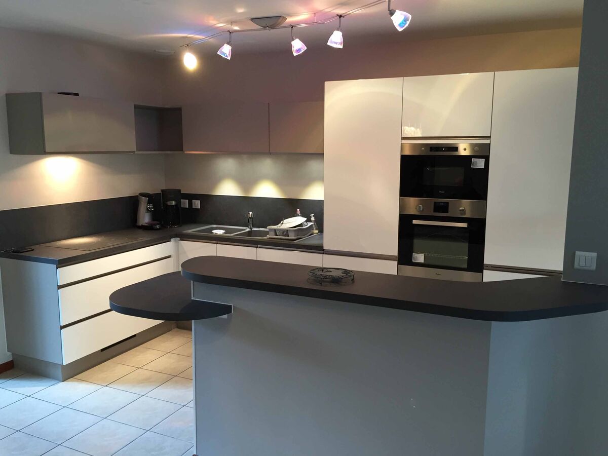 Cuisine équipée sur mesure Light Blanc brillant